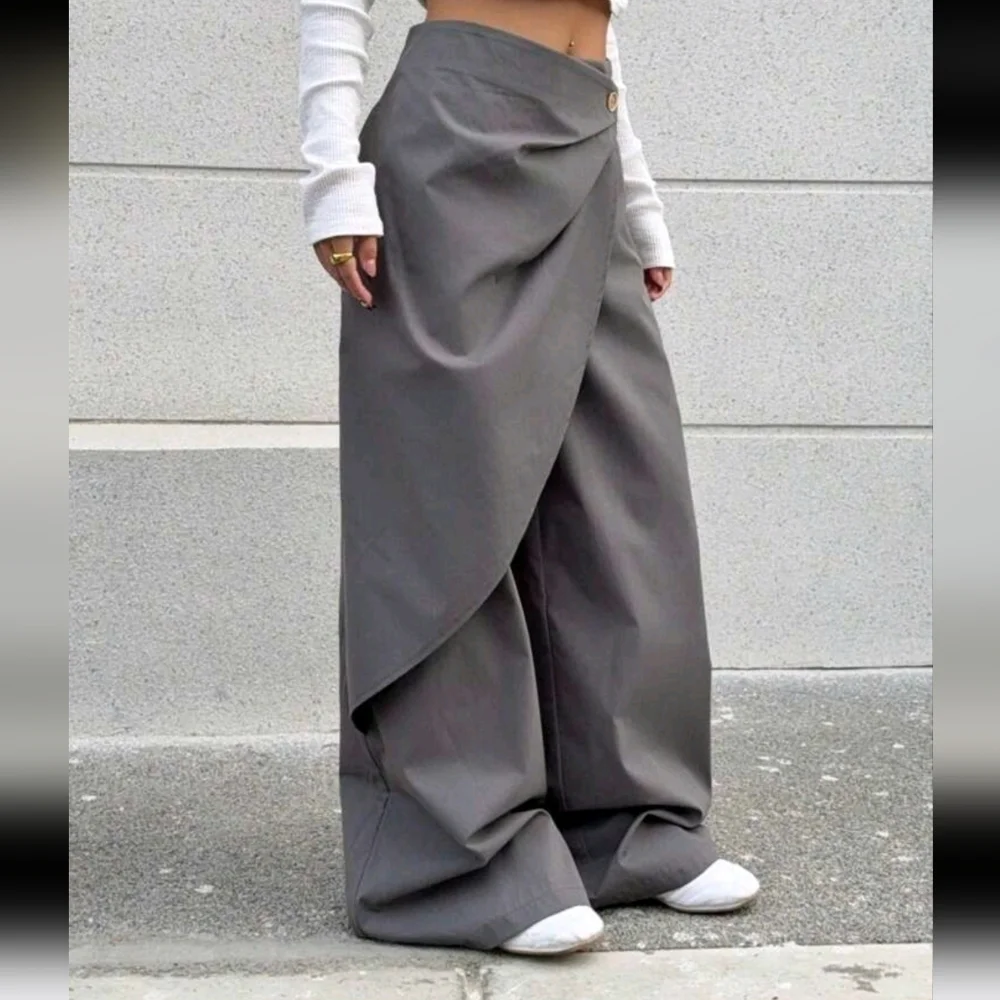 Gray Wide-Leg Wrap Pants - Picture 3 of 4